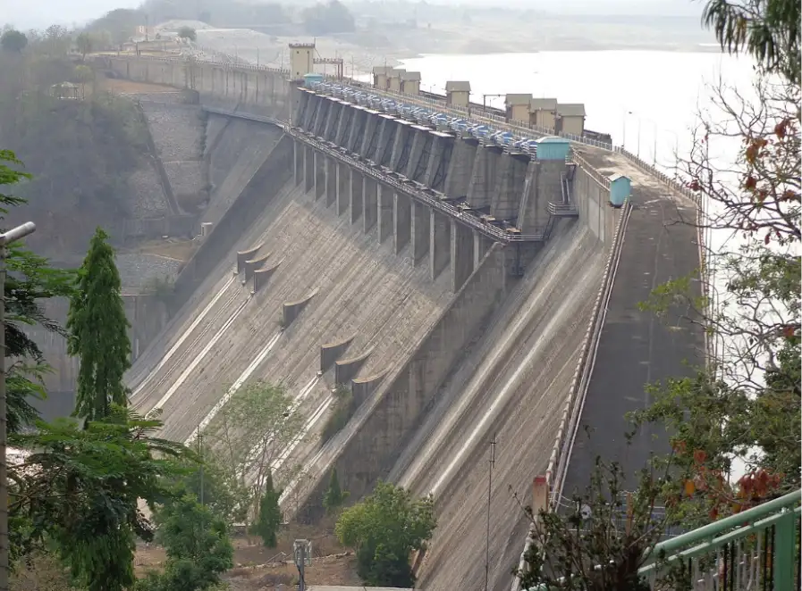 Boating in Pench Dam